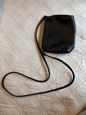 Black purse